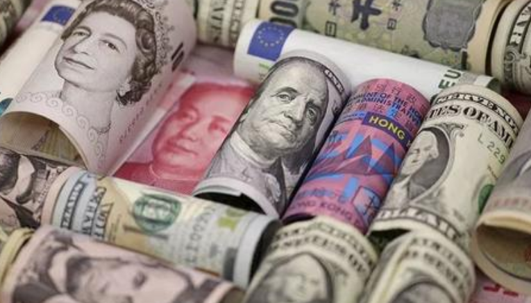 “智商税研究中心:李佳琦是否需要赔偿客户?” “智商税研究中心:李佳琦是否需要赔偿客户?”